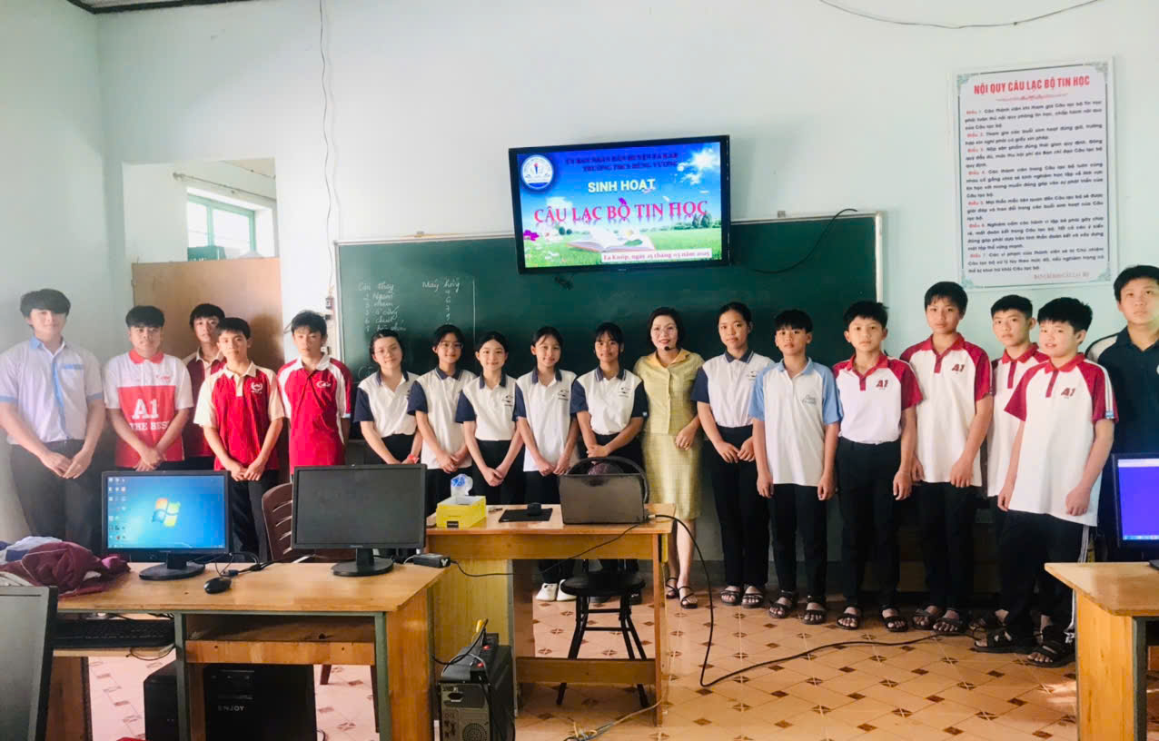 Buổi Sinh Hoạt Câu Lạc Bộ Tin Học – Tháng 3